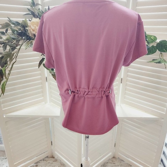 GYMSHARK MAUVE TOP WITH GATHERED ADJUSTABLE BACK SIZE MED - Picture 2 of 6